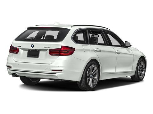 Used 2016 BMW 328i xDrive Wagon AWD/4WD image 2