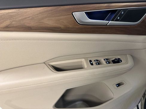 New 2026 Volkswagen Atlas SE image 10