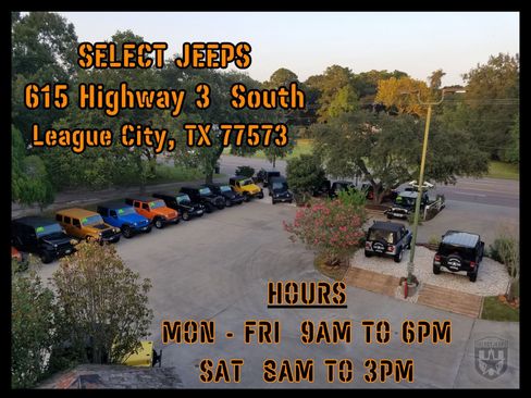 Used 2017 Jeep Wrangler Unlimited Sahara w/ Connectivity Group image 30