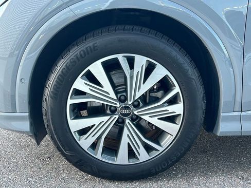 Used 2023 Audi Q4 e-tron Premium Plus w/ Premium Plus image 40