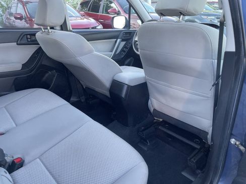 Used 2014 Subaru Forester 2.5i Premium w/ All-Weather Package AWD/4WD image 27