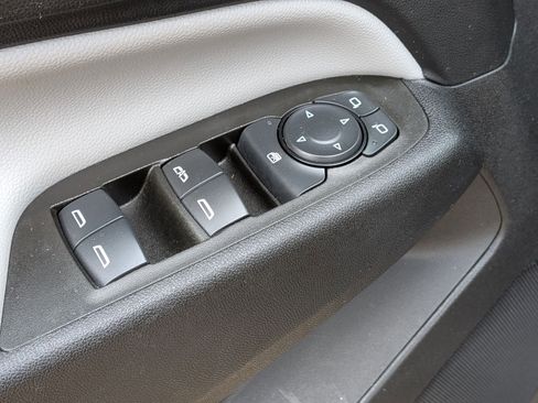 Used 2024 Chevrolet Equinox LS w/ Midnight Edition image 13