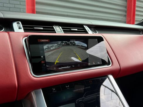 Used 2022 Land Rover Range Rover Sport SVR image 31