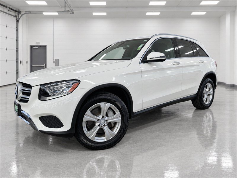 Used 2017 Mercedes-Benz GLC 300 4MATIC image 31
