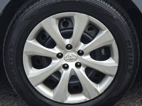 Used 2020 Toyota Corolla LE image 22