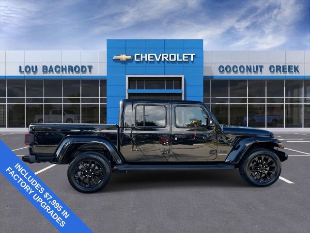 Used 2023 Jeep Gladiator Overland AWD/4WD image 9