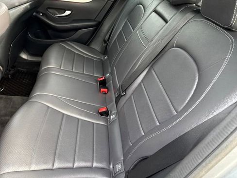 Used 2020 Mercedes-Benz GLC 300 4MATIC image 10