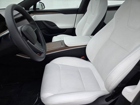 Used 2023 Tesla Model S Standard Range AWD/4WD image 19