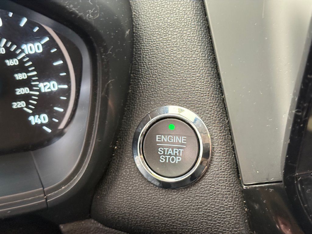 Used 2018 Ford EcoSport Titanium AWD/4WD image 31