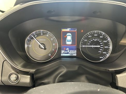 Used 2022 Subaru Crosstrek 2.5i Sport w/ Moonroof Package image 27