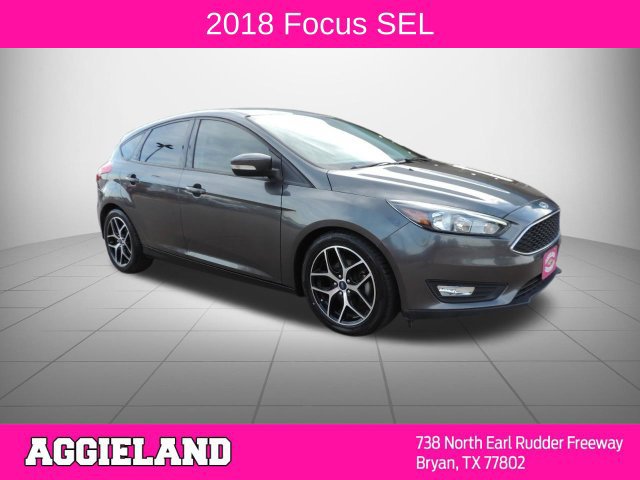 Used 2018 Ford Focus SEL FWD image 1