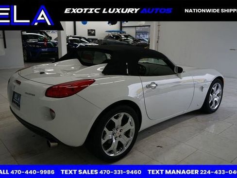 Used 2006 Pontiac Solstice Convertible w/ Premium Package image 6