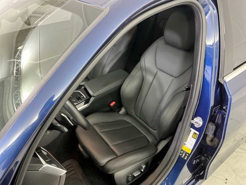 Used 2019 BMW 330i xDrive Sedan w/ Convenience Package image 13