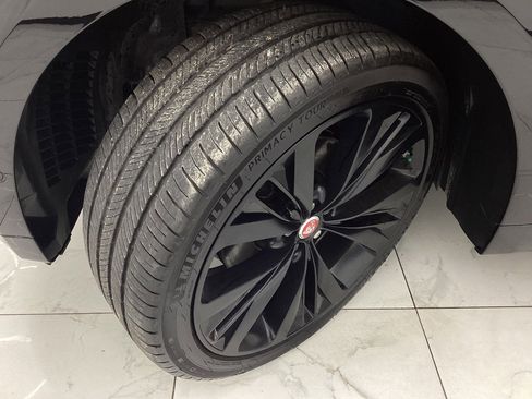 Used 2018 Jaguar F-PACE S image 48