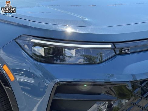 Used 2026 Volkswagen Tiguan SE R-Line AWD/4WD image 9