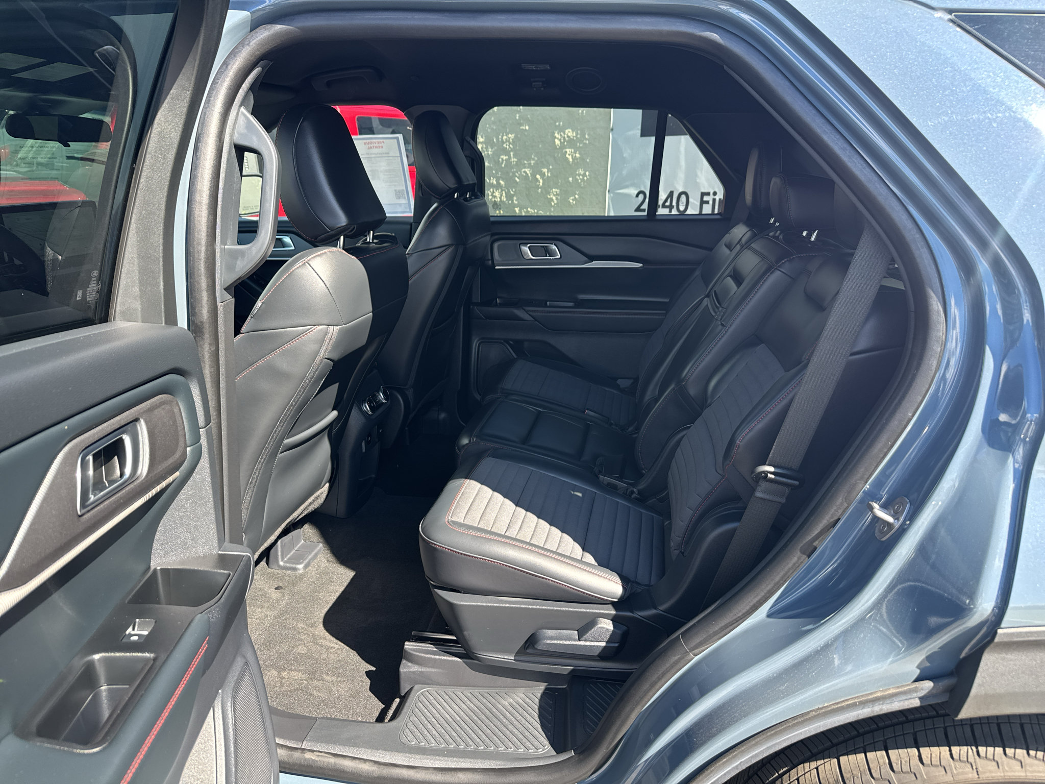 Used 2026 Ford Explorer ST-Line RWD image 17