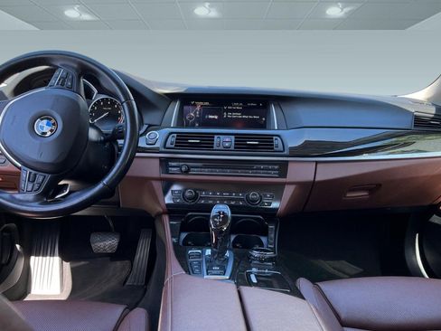Used 2015 BMW 550i xDrive Sedan AWD/4WD image 7