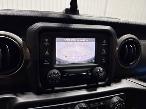 Used 2021 Jeep Wrangler Unlimited Sport image 15