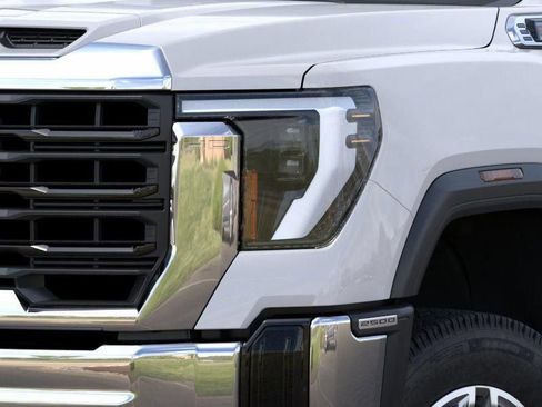 New 2026 GMC Sierra 2500 Pro AWD/4WD image 10