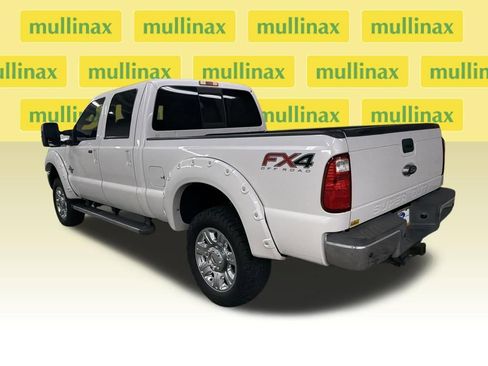 Used 2015 Ford F250 Lariat w/ Lariat Ultimate Package image 9