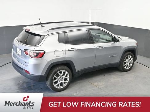Used 2022 Jeep Compass Latitude AWD/4WD image 39