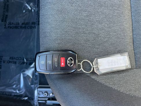 Used 2025 Toyota Camry LE image 23