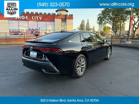 Used 2022 Toyota Mirai w/ Advanced Technology Package RWD image 4