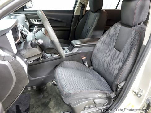 Used 2013 Chevrolet Equinox LS FWD image 9