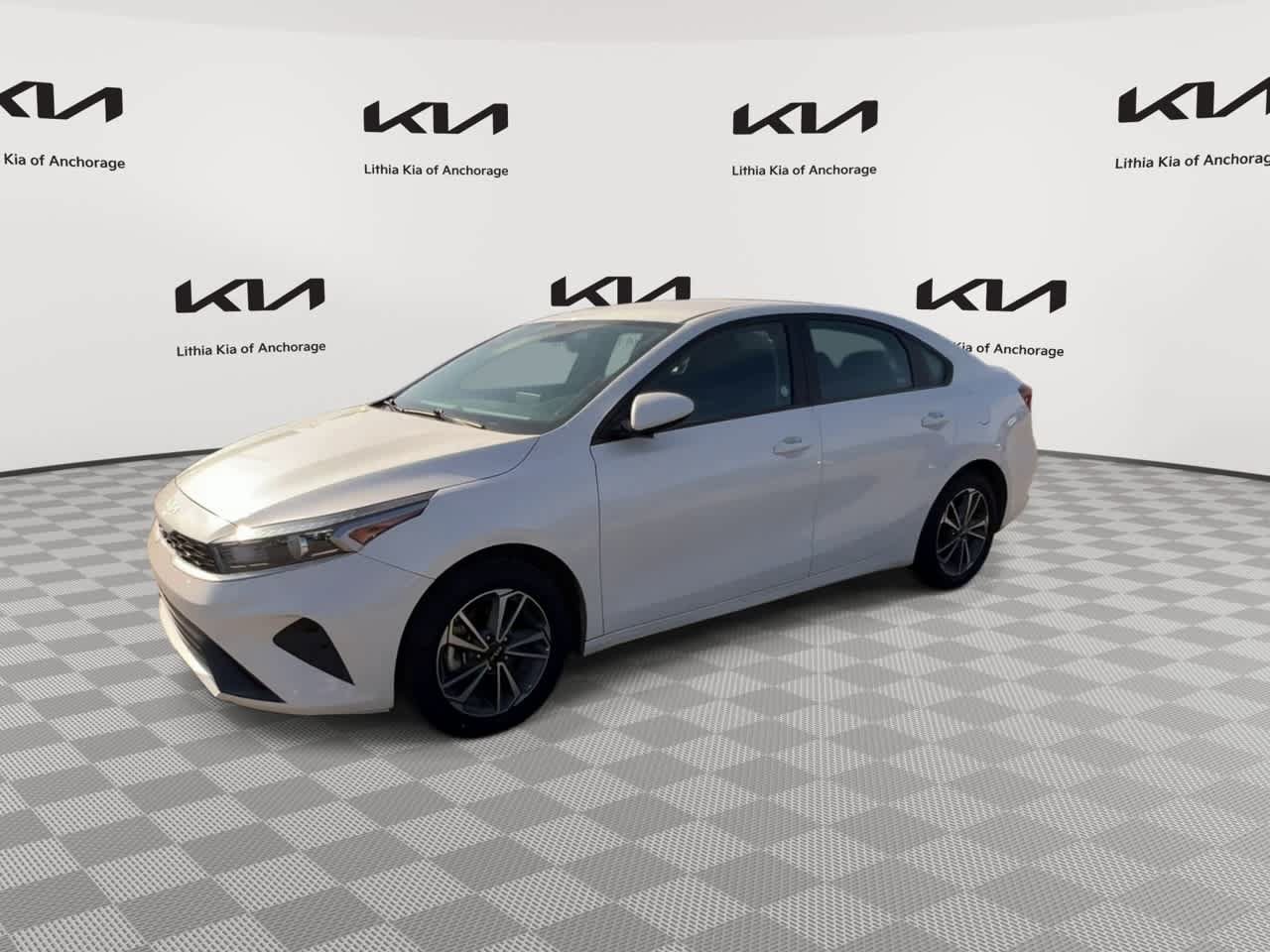 Certified 2024 Kia Forte LXS FWD image 4