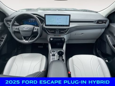 New 2025 Ford Escape SE w/ PHEV Premium Package FWD image 10