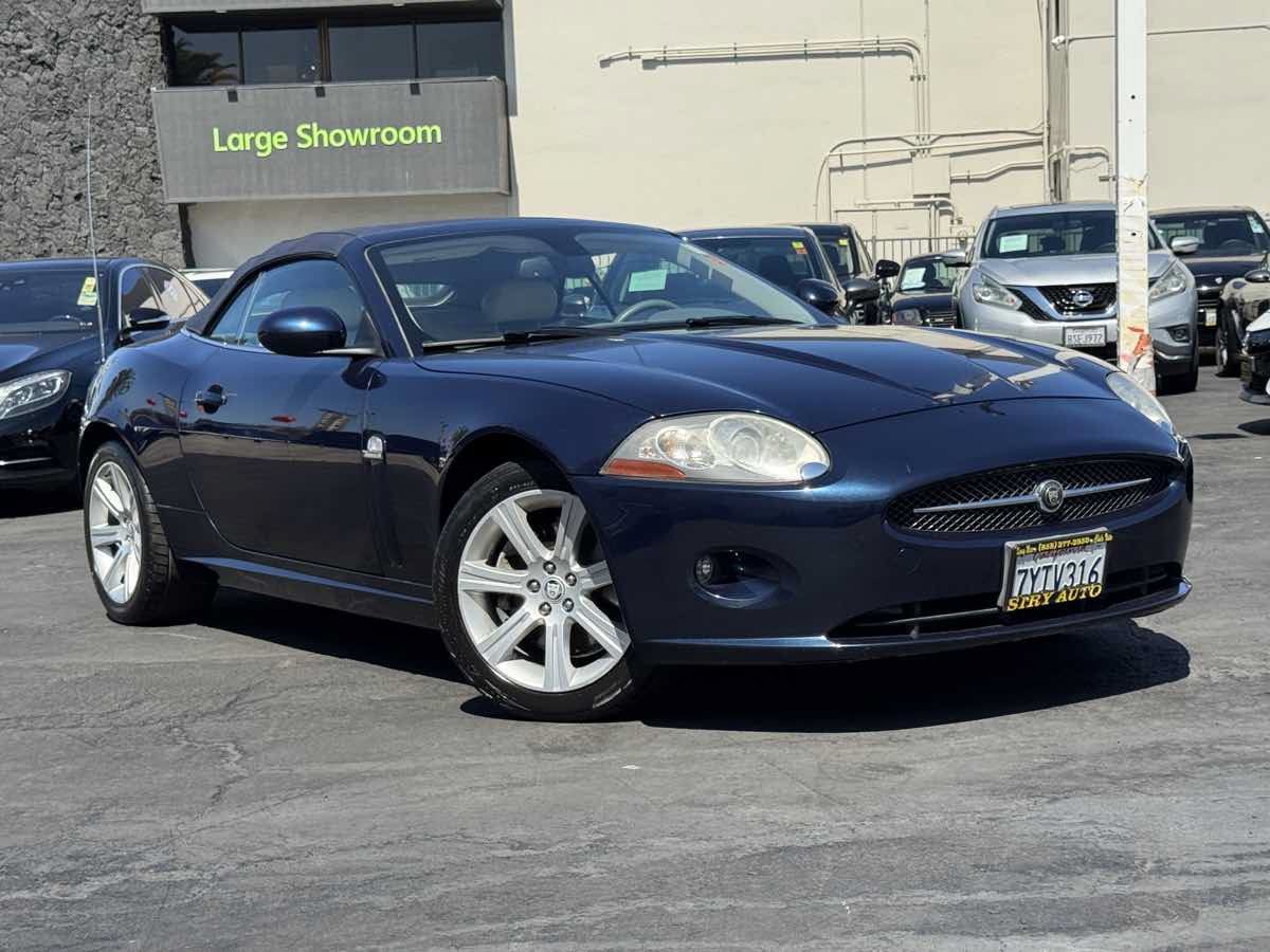 Used 2007 Jaguar XK Convertible RWD image 2