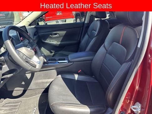 Used 2024 Nissan Sentra SR w/ SR Premium Package FWD image 19