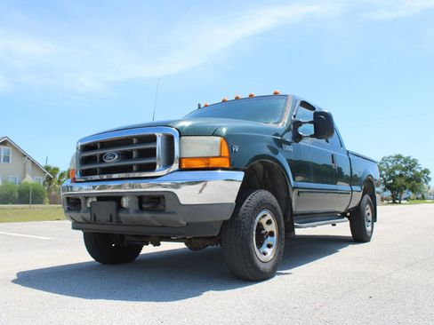 Used 2001 Ford F250 4x4 SuperCab Super Duty image 2