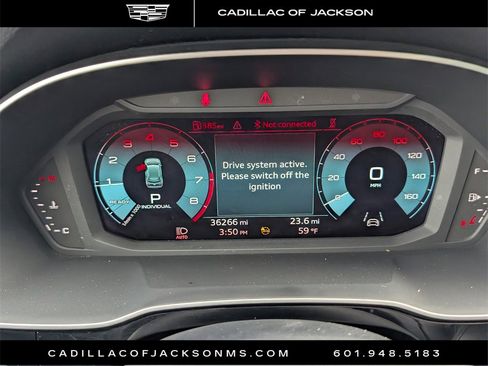 Used 2024 Audi Q3 2.0T Premium image 11