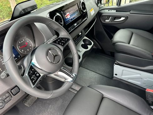 New 2026 Mercedes-Benz Sprinter 2500 image 10