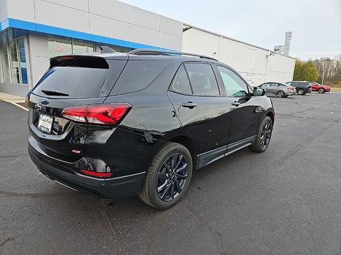 Used 2024 Chevrolet Equinox RS image 3