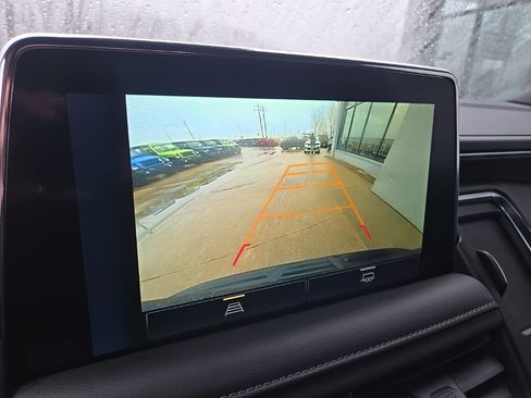 Used 2024 Chevrolet Suburban LT image 52