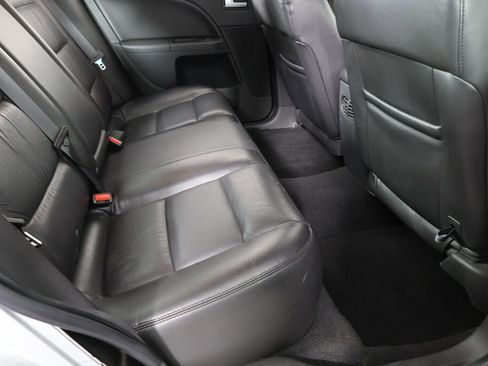 Used 2005 Ford Five Hundred Limited image 22