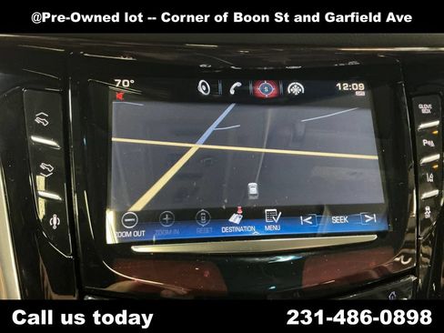 Used 2015 Cadillac Escalade ESV Luxury AWD/4WD image 23