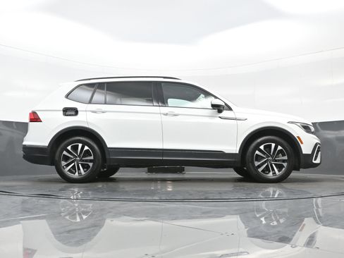 Used 2023 Volkswagen Tiguan S image 29
