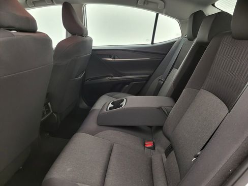 Used 2025 Toyota Camry LE FWD image 38
