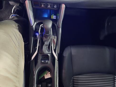 Certified 2023 Toyota Corolla Cross XSE w/ Convenience Package image 23