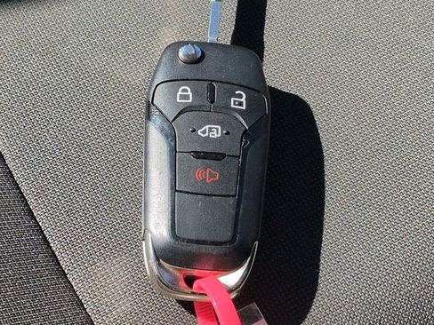 Used 2024 Ford Transit 350 XLT image 32