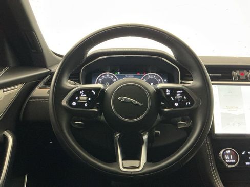 Used 2025 Jaguar F-PACE R-Dynamic S AWD/4WD image 15