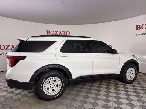 Used 2026 Ford Explorer Tremor w/ Tremor Ultimate Package AWD/4WD image 9