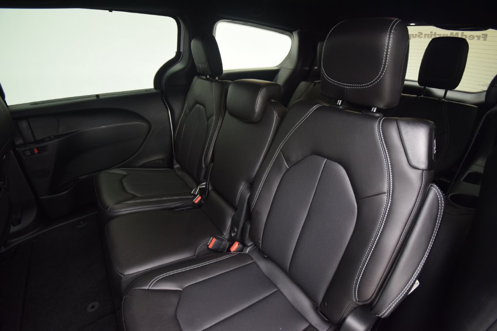 New 2027 Chrysler Pacifica Select FWD image 33