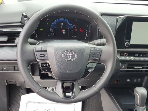Used 2026 Toyota Camry SE w/ Convenience Package FWD image 26