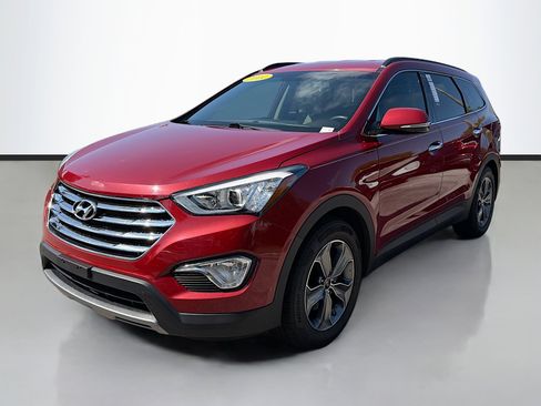 Used 2014 Hyundai Santa Fe GLS image 7