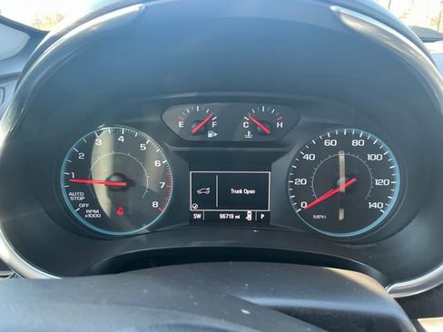 Used 2016 Chevrolet Malibu LT image 21