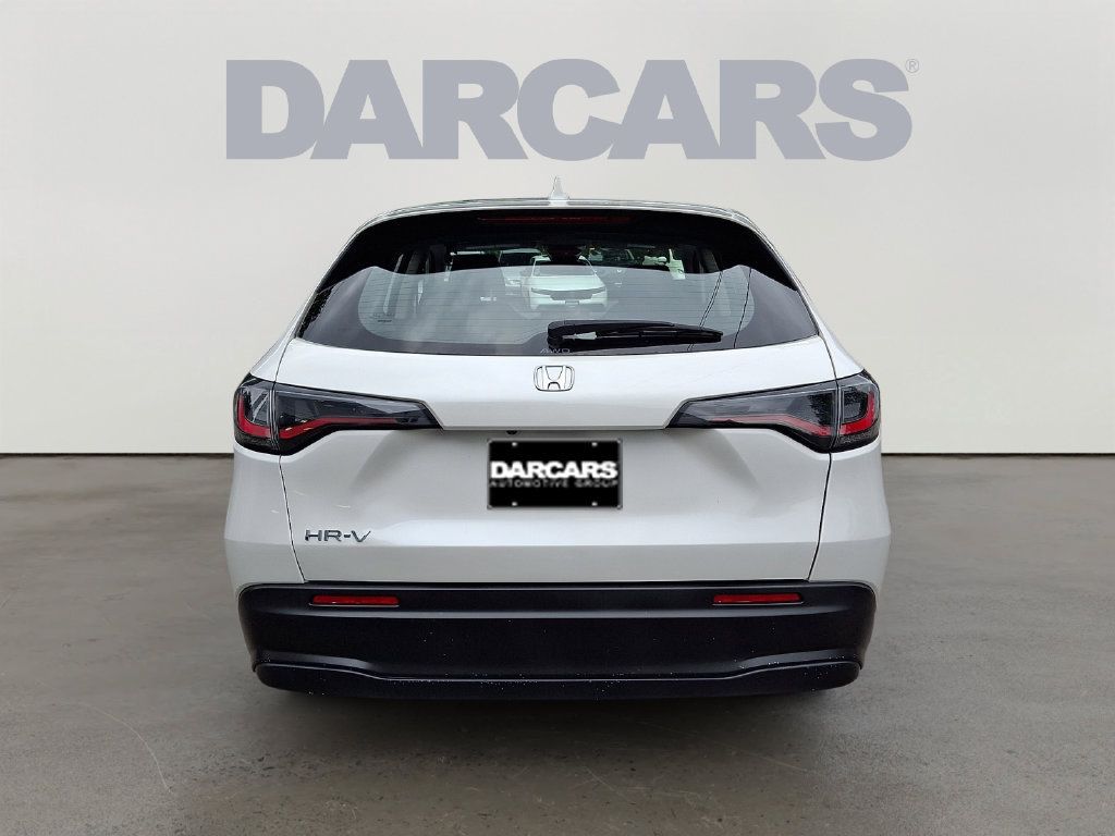 Used 2024 Honda HR-V LX image 6